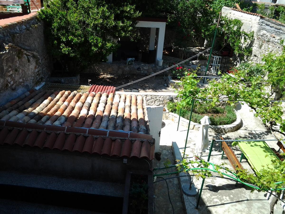 Apartment Mira Cres Εξωτερικό φωτογραφία