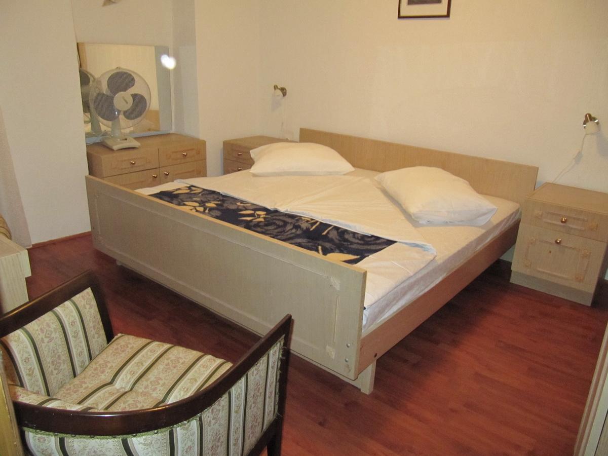 Apartment Mira Cres Εξωτερικό φωτογραφία